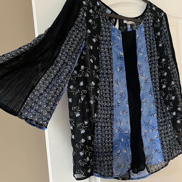 Style & Co. Floral Blue and Black Women's Blouse Wide Sleeve Size Medium - Picture 6 of 16